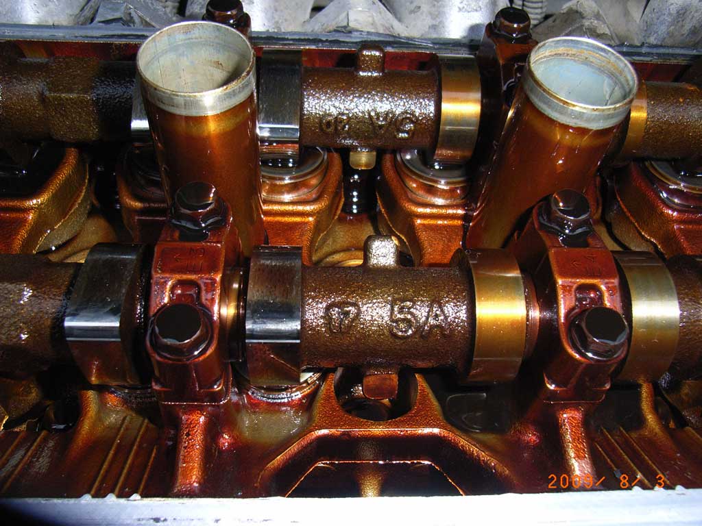 Способно ли моторное масло мыть двигатель? Lak