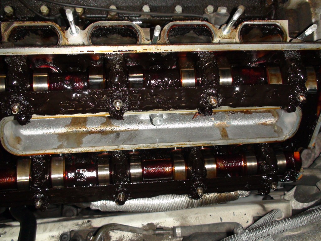 Способно ли моторное масло мыть двигатель? Shlam