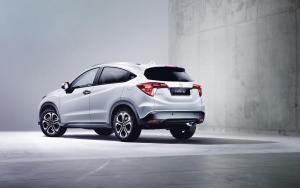 Honda HRV Euro 002.jpg