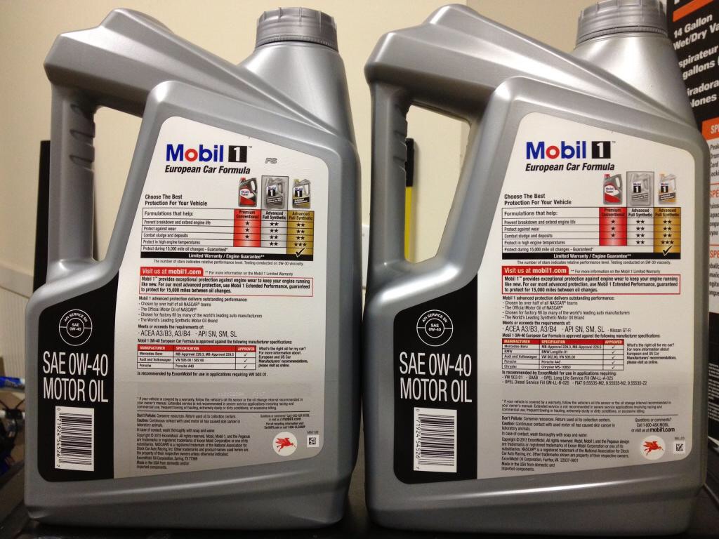 Мобил масло турция. Mobil 1 FS 0w-40. Mobil 1 0w-40 Ultimate Performance. Mobil 1 0w40 Porsche. Mobil 229.5 5w40.