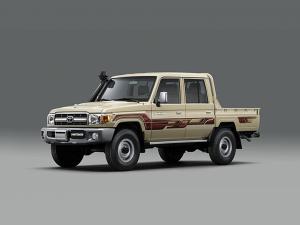 2013-Toyota-Land-Cruiser-70-Double-Cab-Pickup.jpg