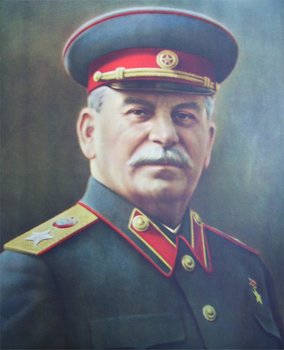 Staline_portrait.jpg