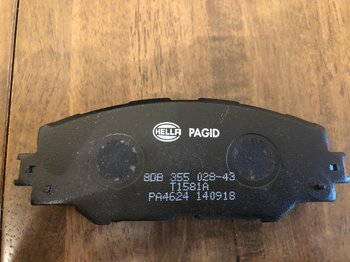 Hella Pagid 8DB 355 028-431.jpg