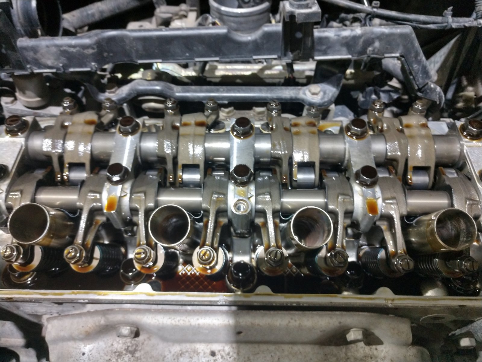 Регулировка клапанов honda. Регулировка клапанов Хонда Цивик 1.8. Хонда Цивик клапан. Регулировка клапанов Хонда стрим д17а. Гидрокомпенсатор Цивик 2000г.