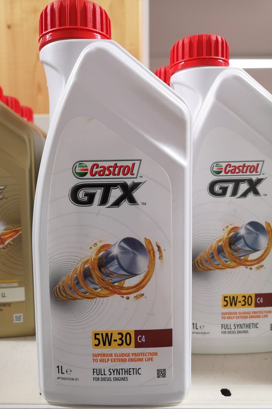 Renault castrol. Кастрол Рено 5w30. Castrol rn720. Castrol 5w30 rn720. Castrol GTX 5w-30 с4.