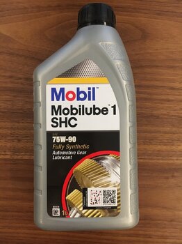 Mobil Mobilube 1 SHC 75W-90 photo1.jpg