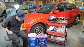 561139184_BMW.thumb.jpg.8ceb3c9635f23ba91690abdb4e4e86c1.jpg