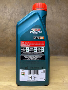 Castrol Magnatec Diesel 5W-40 photo2.jpg