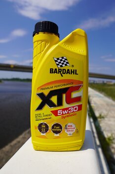 Bardahl XTC 5W-30 photo1.JPG