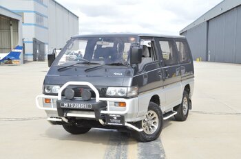 1991-mitsubishi-delica.jpg
