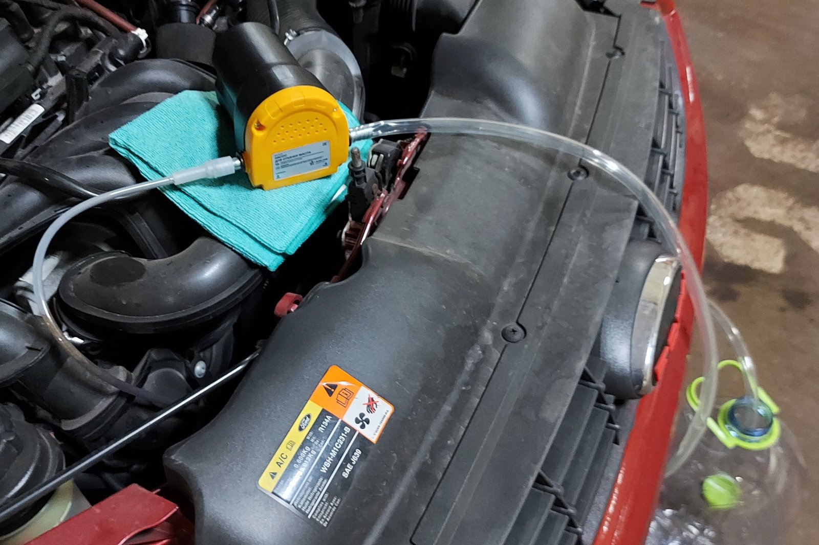 Откачиваем масло через щуп Матиз. Замена масла через щуп Subaru XV. Откачка масла через щуп на Весте седан. Замена масла через щуп фокус 3.