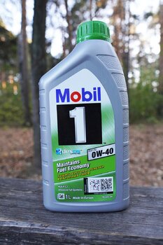 Mobil 1 ESP x3 0W-40 photo1.JPG