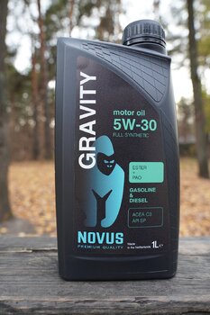 Novus Gravity 5W-30 photo1.JPG