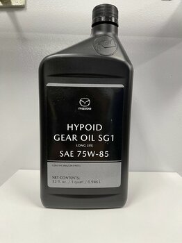 GENUINE-MAZDA-Hypoid-gear-oil-SG1-long-life.jpg