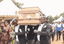 78886184_-the-funeral.gif.c78aea2bfcd718611f8703d80ae92b2e.gif