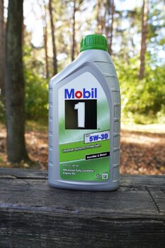 648146077_Mobil1ESP5W-30APISP1.JPG.6d48c5967ca21dfbce81dbea6abbbac4.thumb.jpg.3b202a18acc90a6899578719d9d6b470.jpg