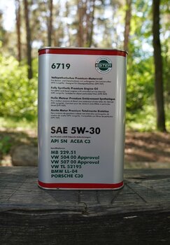 Fanfaro 6719 5W-30 API SN 1.JPG